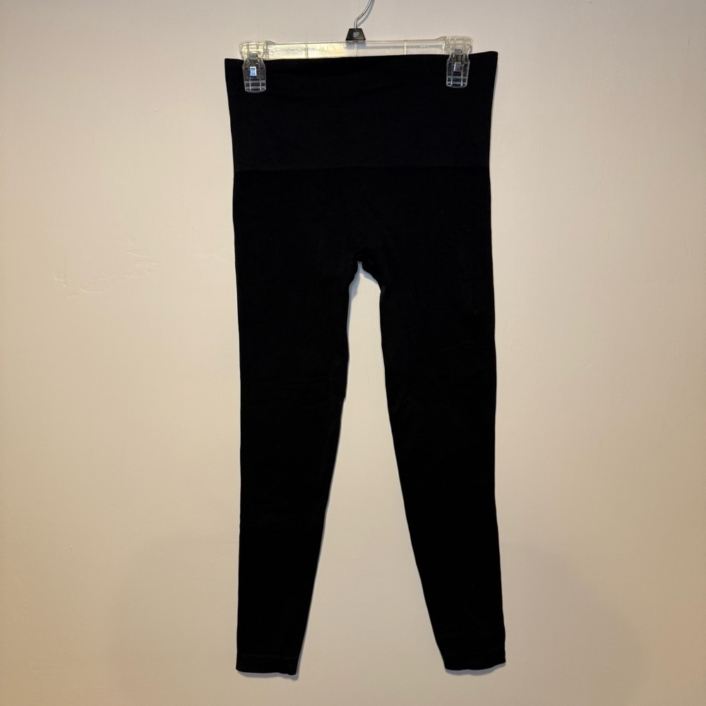 SPANX Look At Me Now Black Seamless Leggings Size Large - Picture 2 of 7